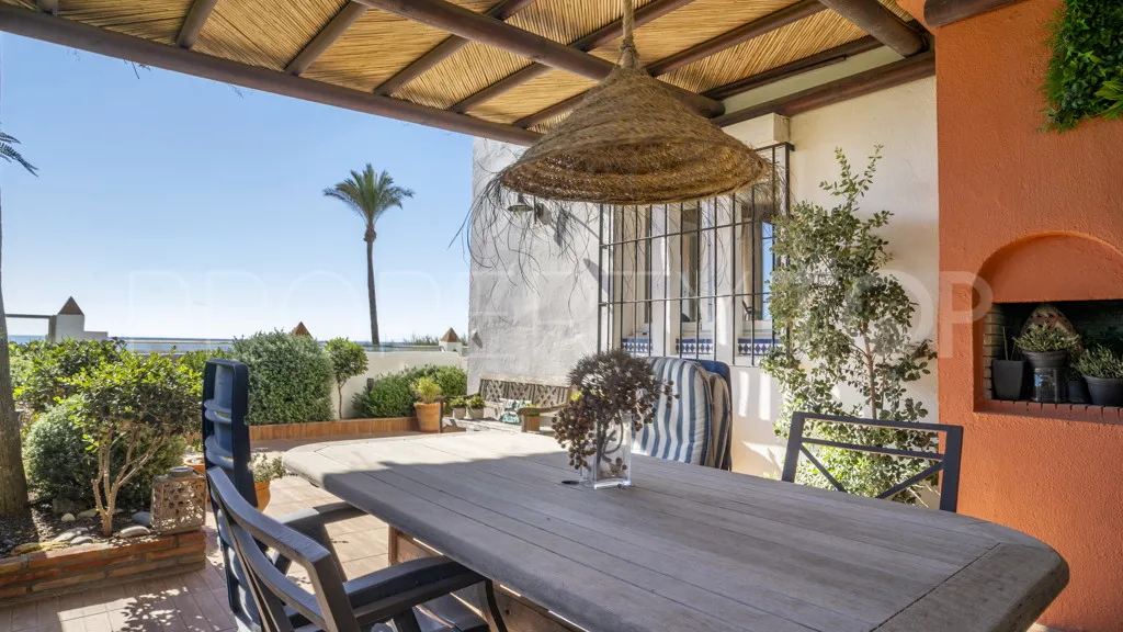For sale chalet in Casares Playa