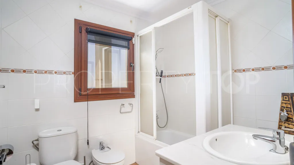 For sale chalet in Casares Playa