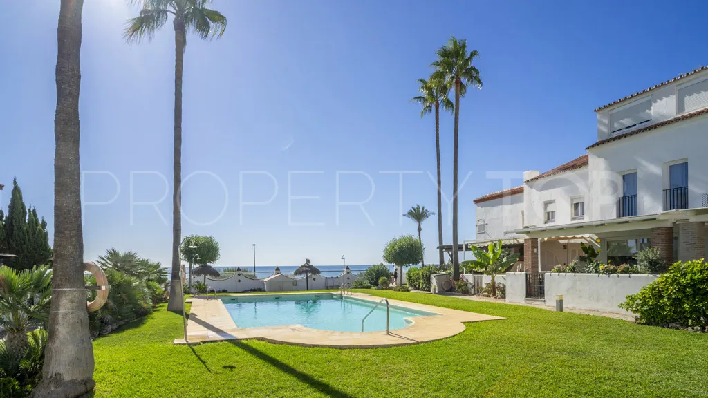 For sale chalet in Casares Playa