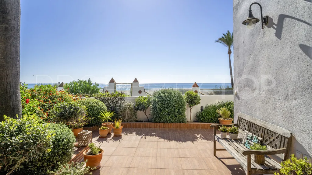 For sale chalet in Casares Playa