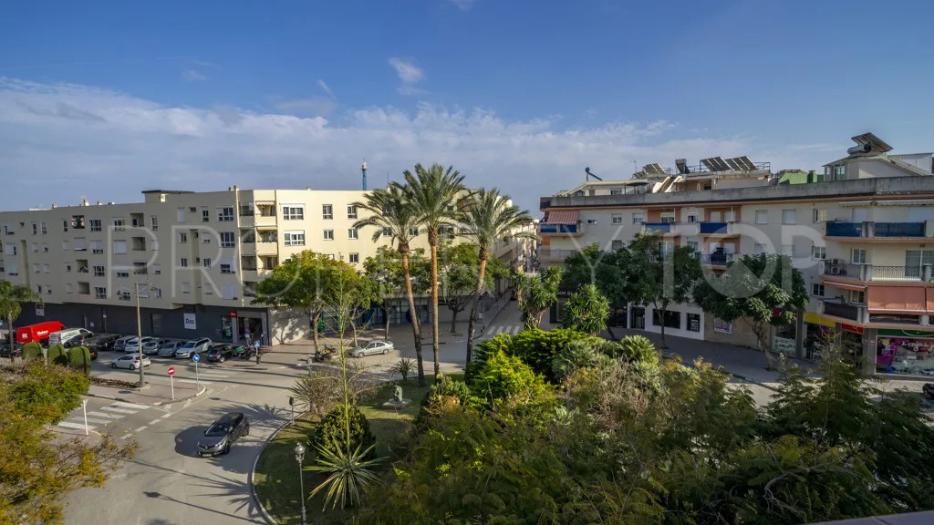 Estepona Puerto, apartamento en venta