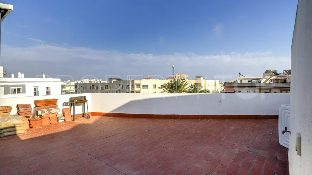 Estepona Puerto, apartamento en venta