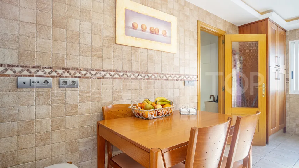 Estepona Puerto, apartamento en venta