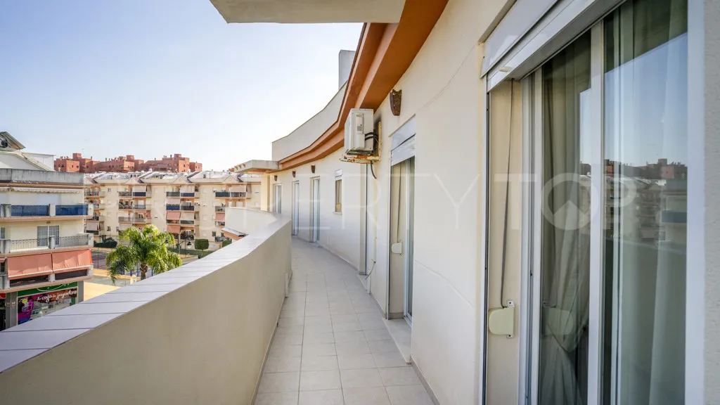 Estepona Puerto, apartamento en venta