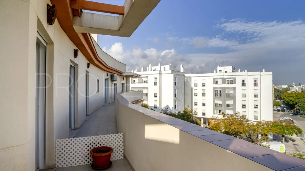Estepona Puerto, apartamento en venta