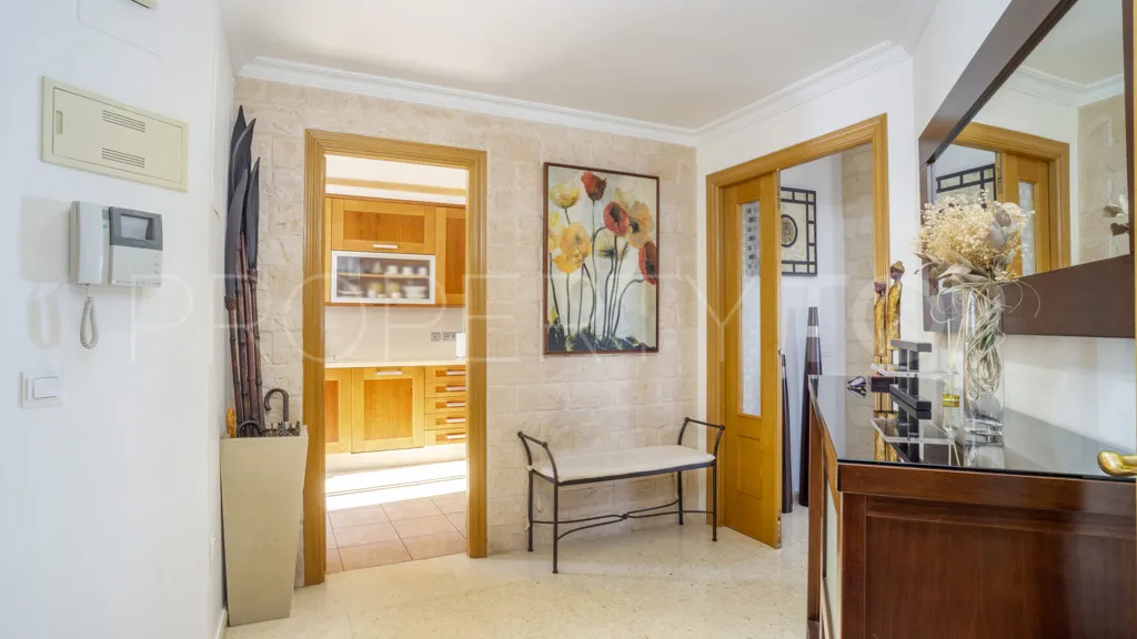 Estepona Puerto, apartamento en venta