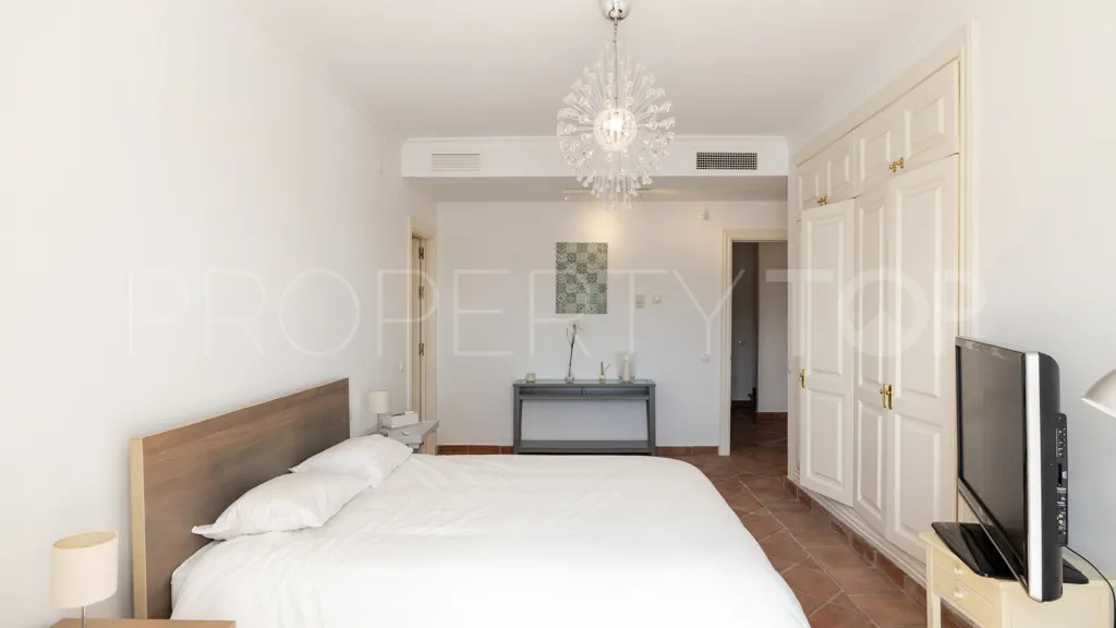 Chalet en venta con 3 dormitorios en La Heredia