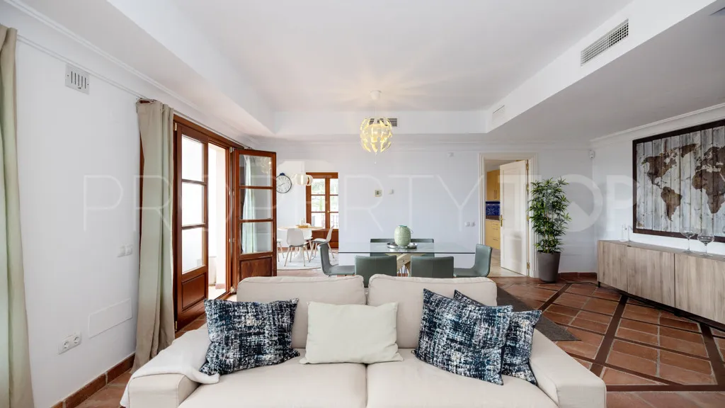 Chalet en venta con 3 dormitorios en La Heredia