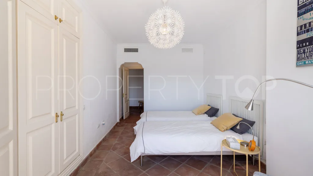 Chalet en venta con 3 dormitorios en La Heredia