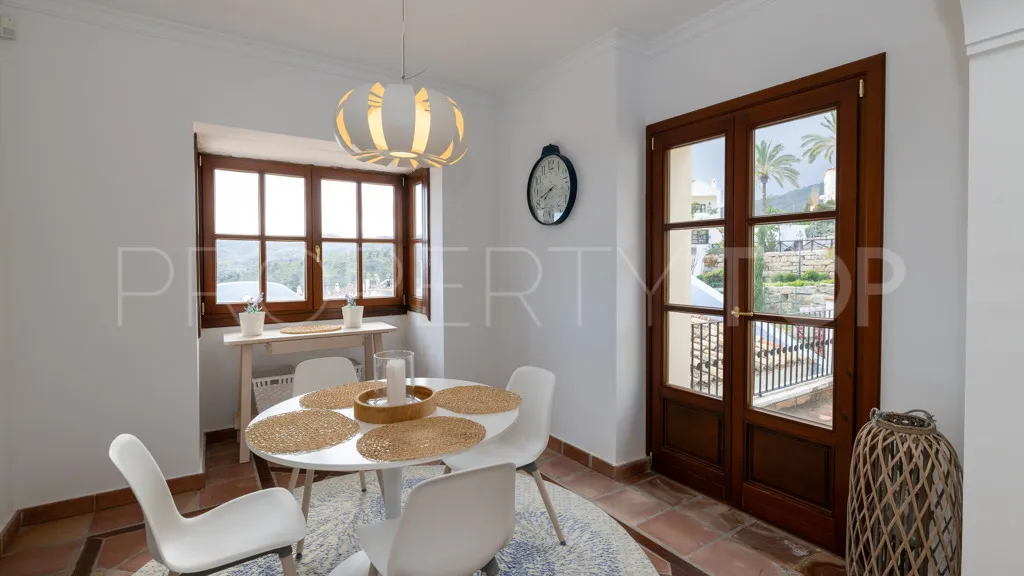 Chalet en venta con 3 dormitorios en La Heredia