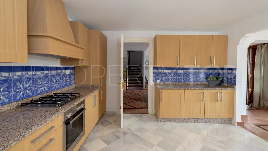 Chalet en venta con 3 dormitorios en La Heredia