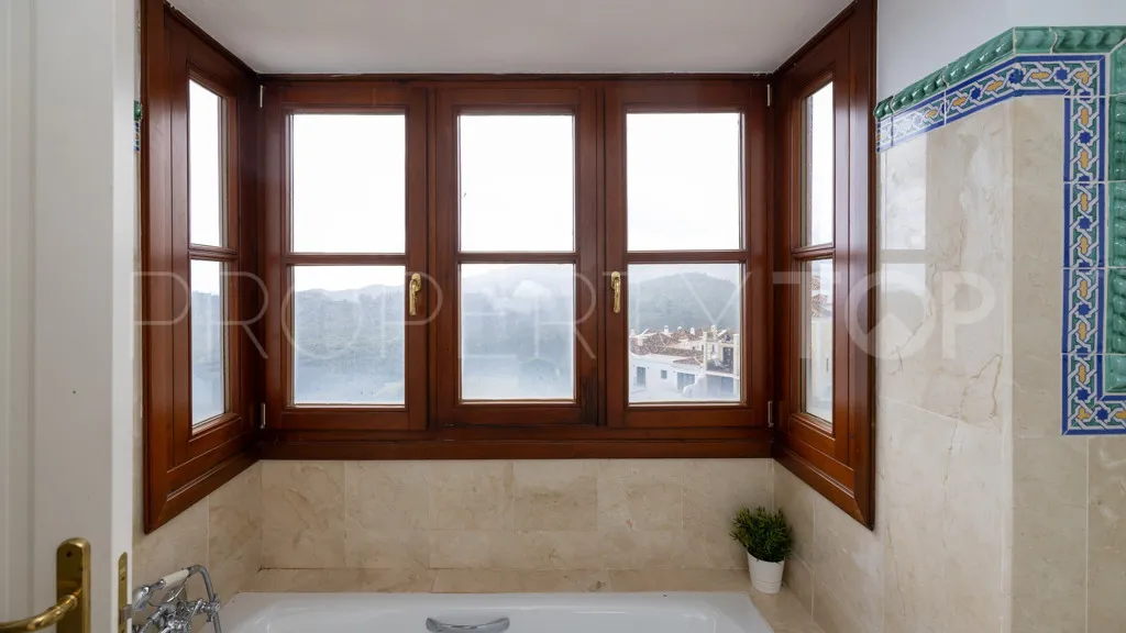 Chalet en venta con 3 dormitorios en La Heredia