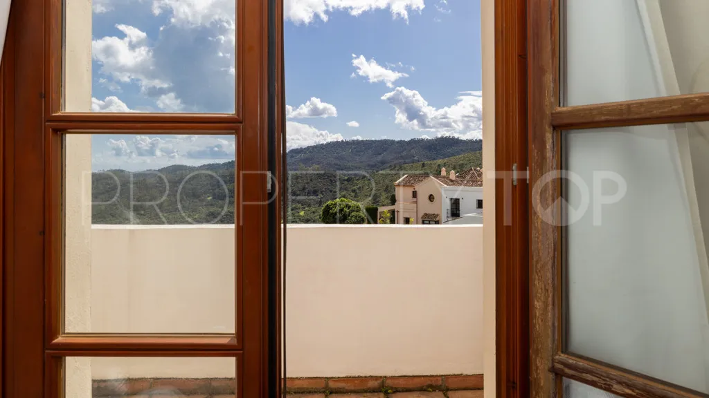 Chalet en venta con 3 dormitorios en La Heredia