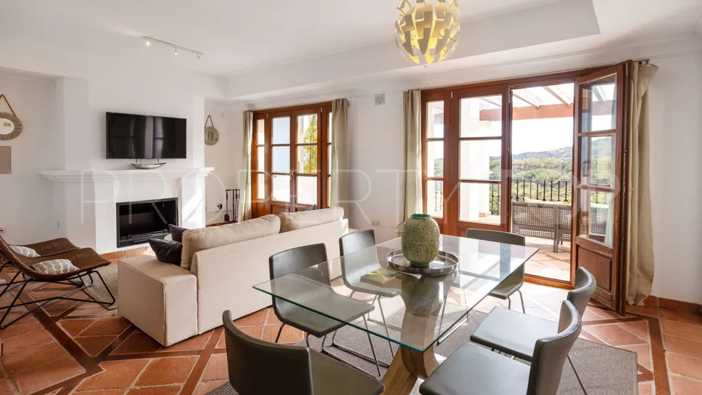 Chalet en venta con 3 dormitorios en La Heredia