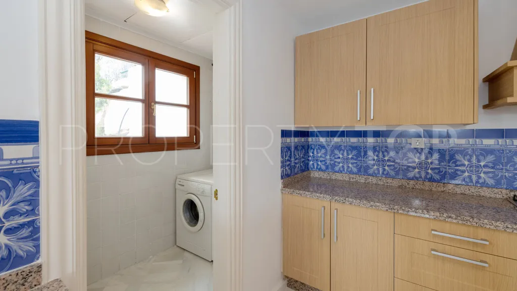 Chalet en venta con 3 dormitorios en La Heredia