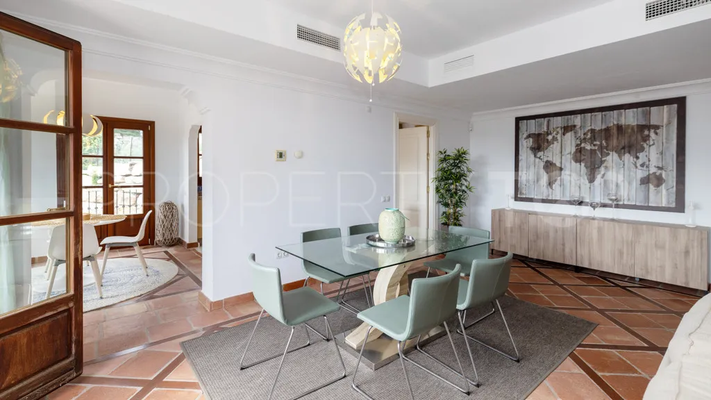 Chalet en venta con 3 dormitorios en La Heredia
