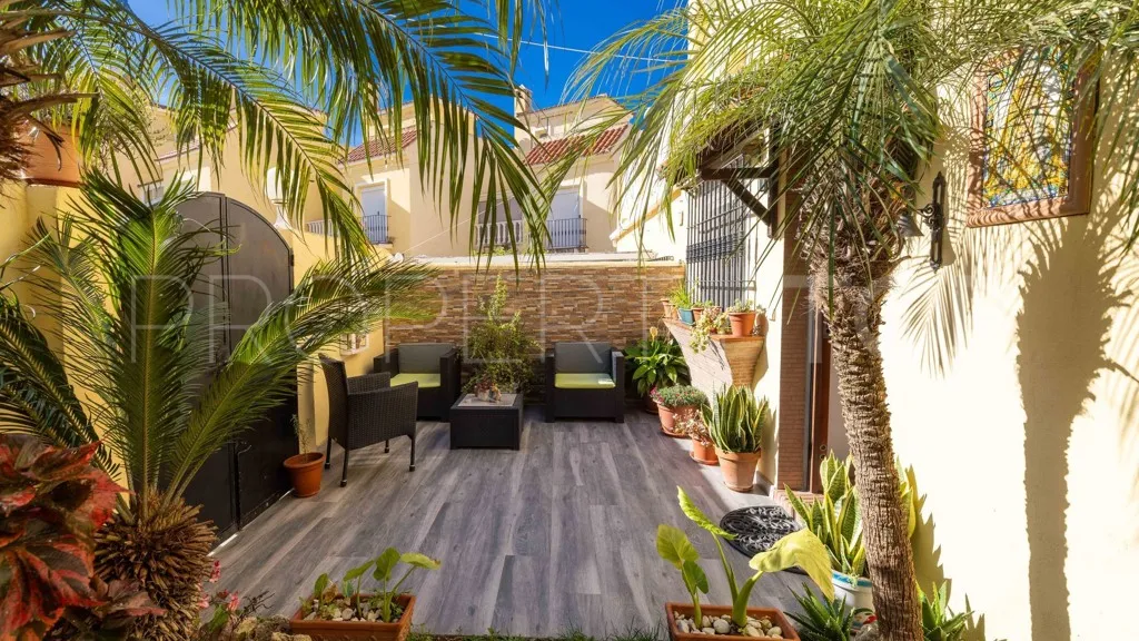 Estepona, chalet a la venta