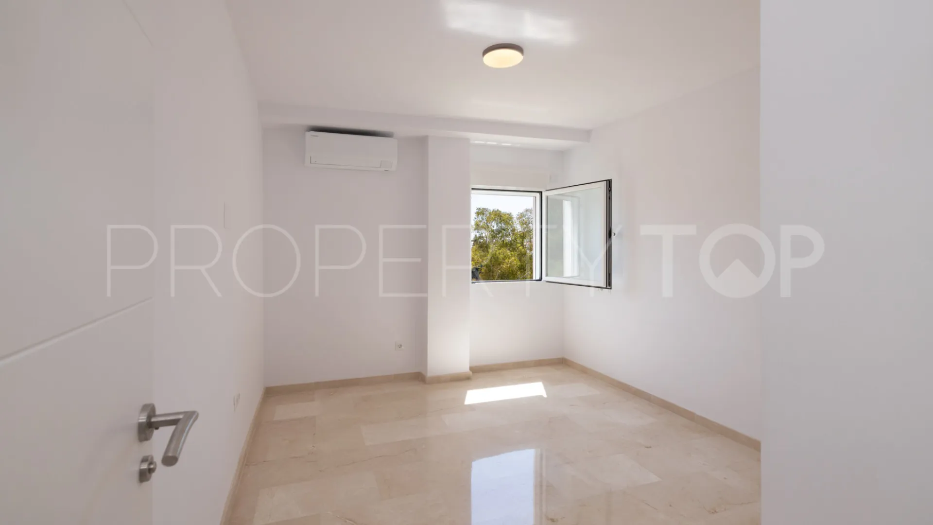 For sale Nueva Atalaya apartment
