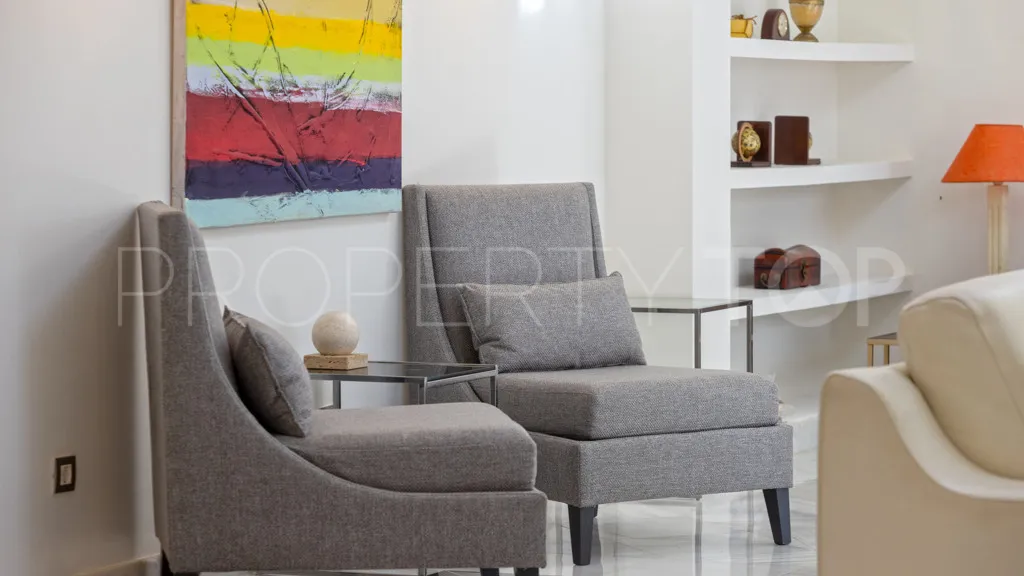 Buy Casasola 6 bedrooms chalet