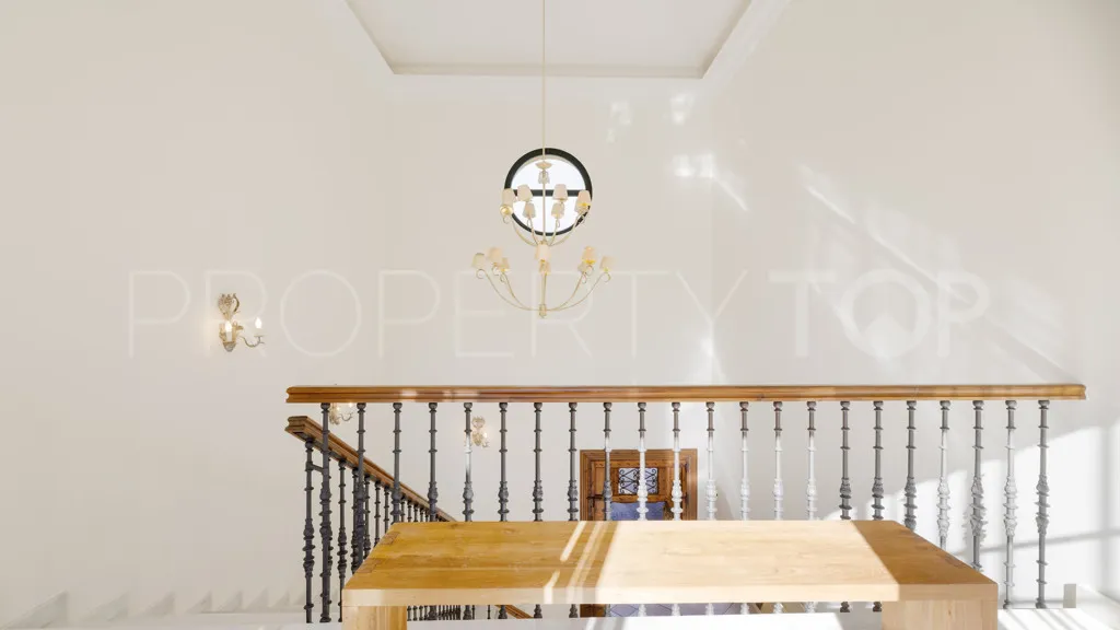 Buy Casasola 6 bedrooms chalet