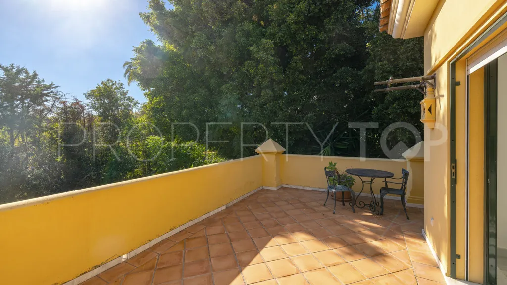 Buy Casasola 6 bedrooms chalet