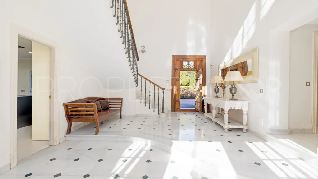 Buy Casasola 6 bedrooms chalet