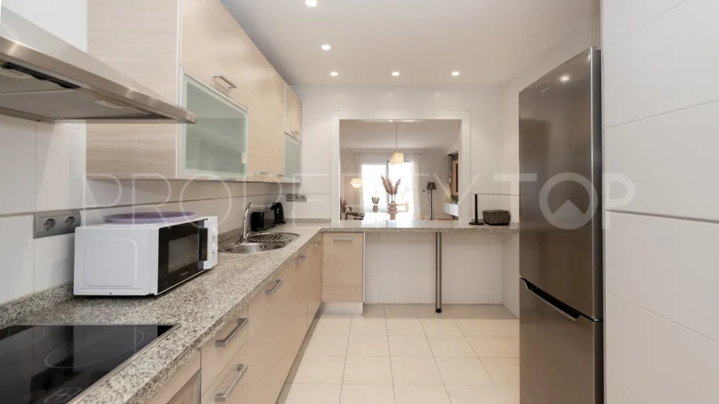 For sale apartment in New Golden Mile