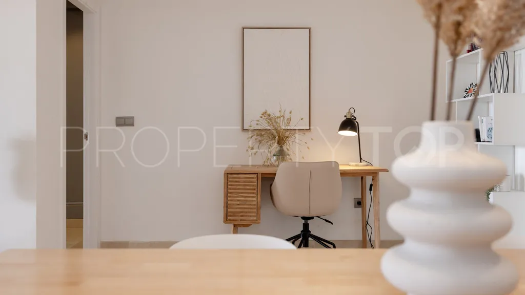 For sale apartment in New Golden Mile