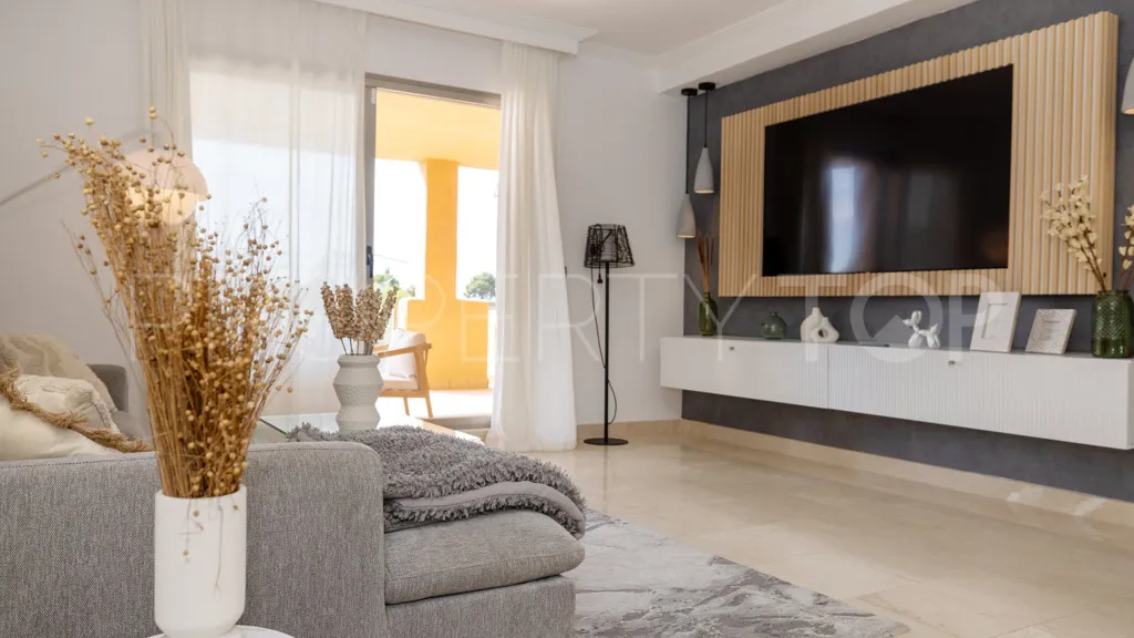 For sale apartment in New Golden Mile