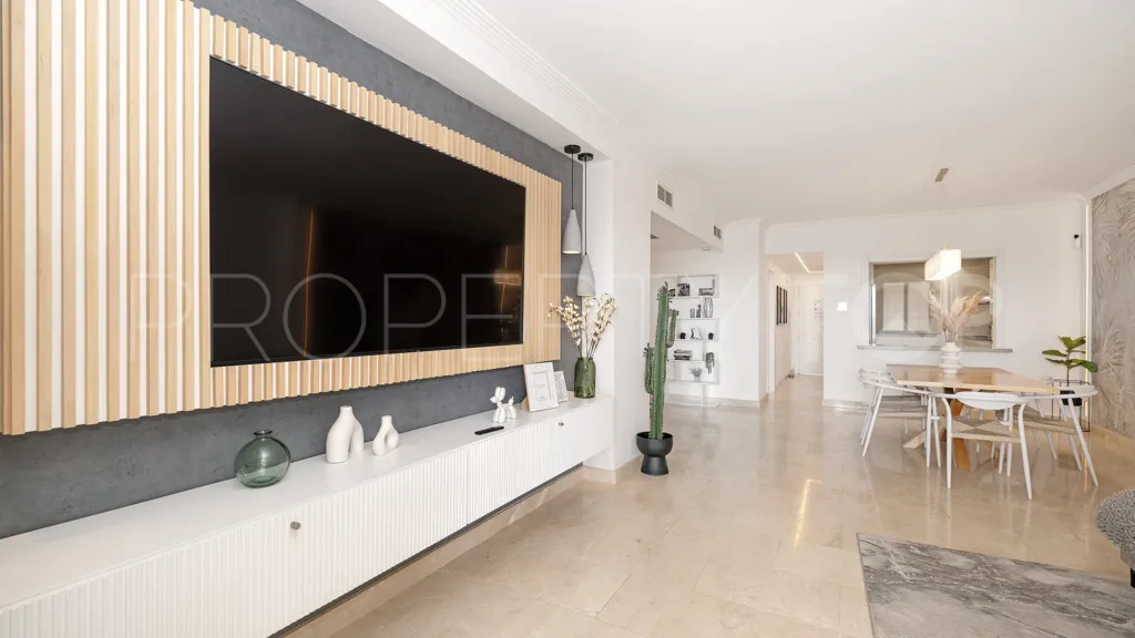 For sale apartment in New Golden Mile