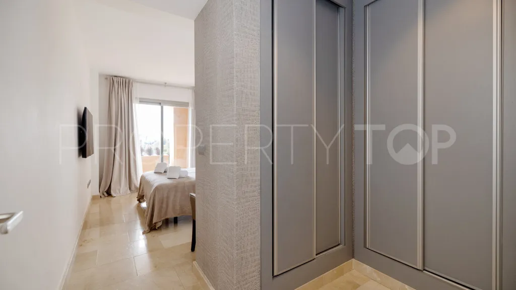 For sale apartment in New Golden Mile