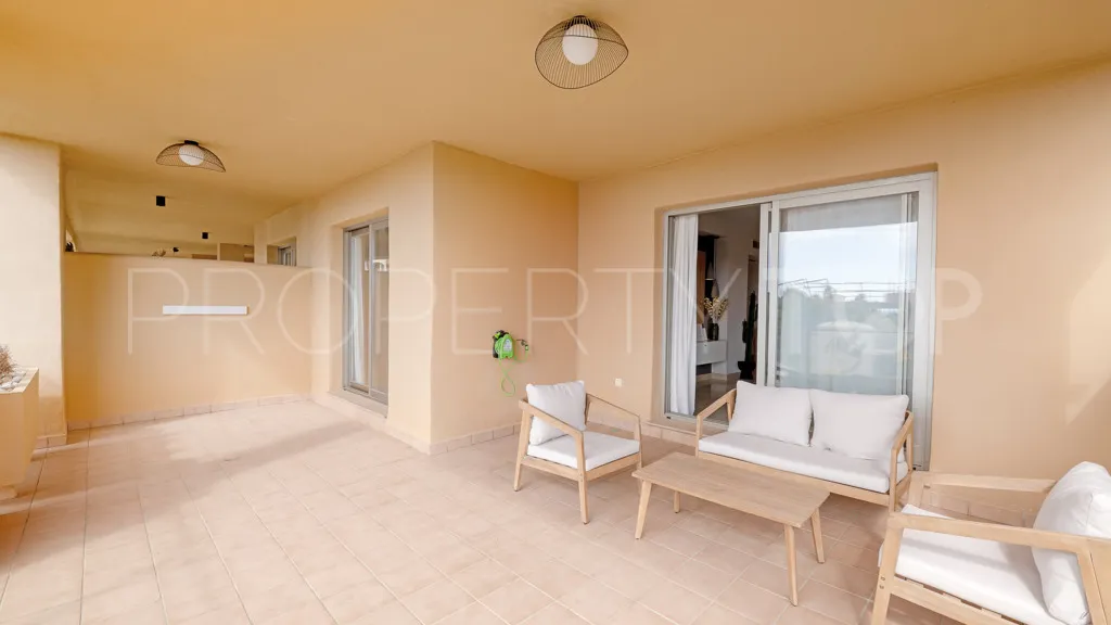 For sale apartment in New Golden Mile