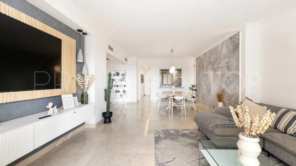 For sale apartment in New Golden Mile
