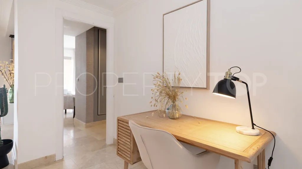 For sale apartment in New Golden Mile