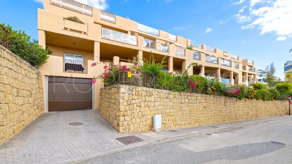 For sale apartment in New Golden Mile