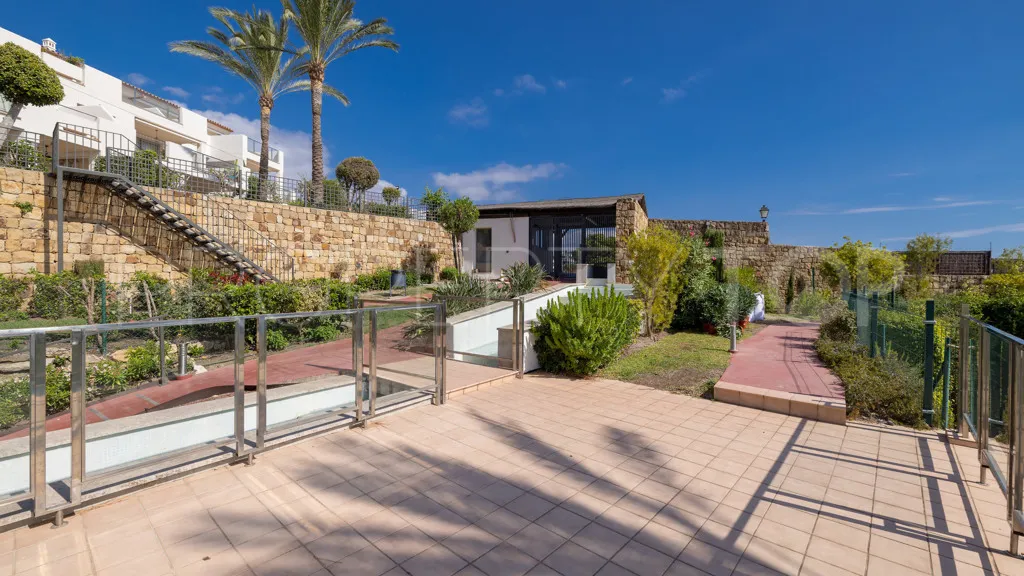 For sale apartment in New Golden Mile