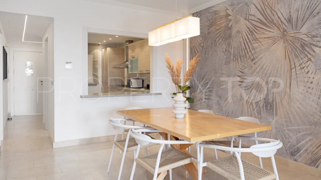 For sale apartment in New Golden Mile