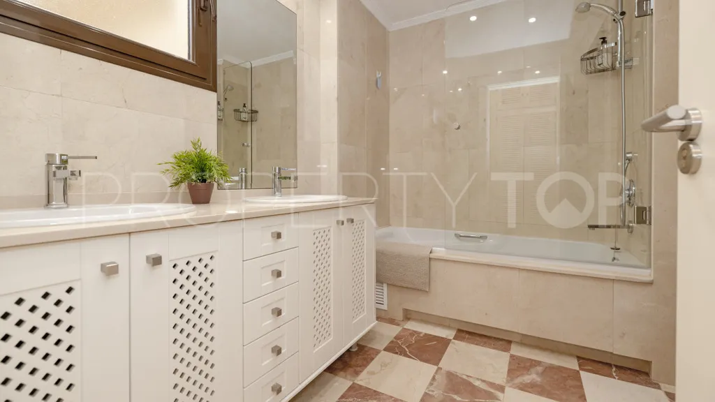 Sotogrande, apartamento de 2 dormitorios en venta