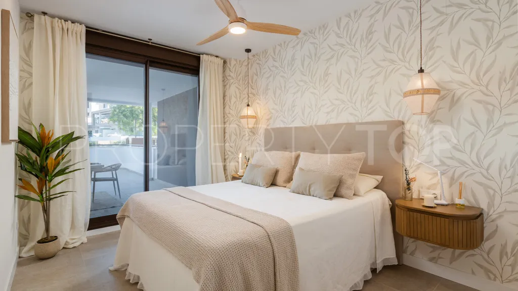 For sale apartment in Estepona with 2 bedrooms