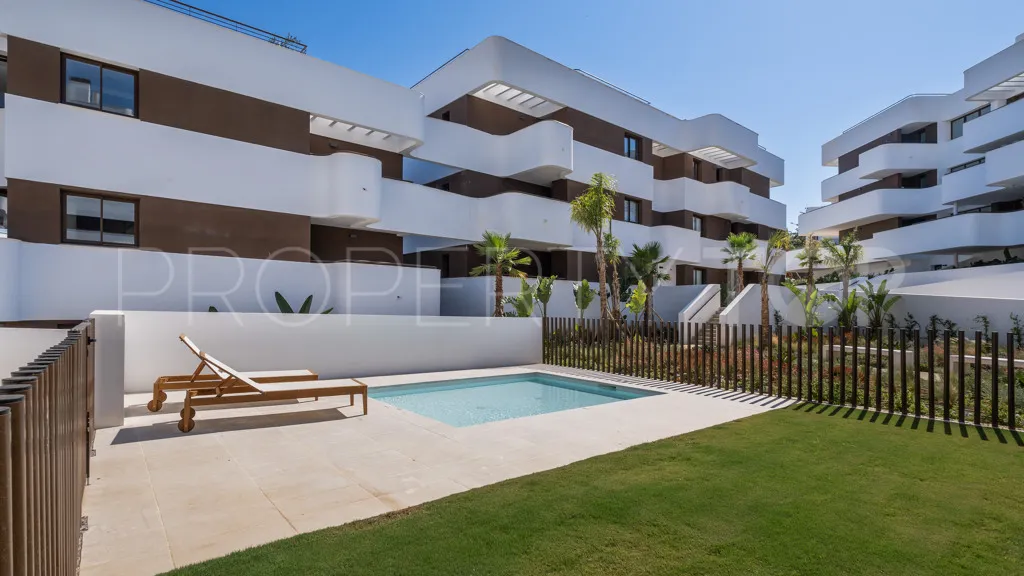 For sale apartment in Estepona with 2 bedrooms