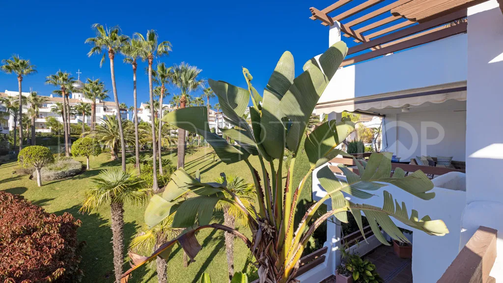 3 bedrooms Selwo apartment for sale
