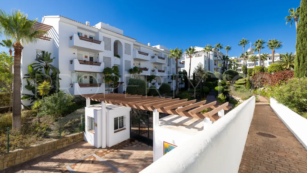 3 bedrooms Selwo apartment for sale