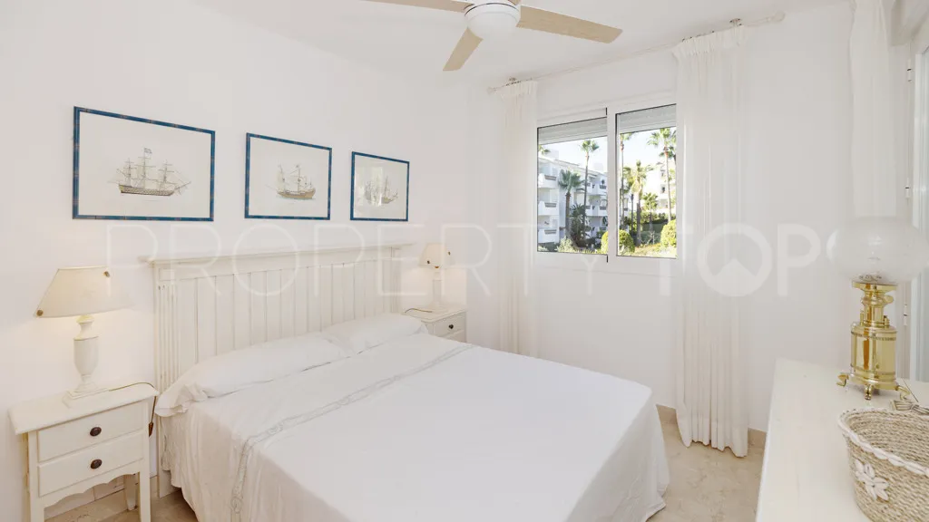 3 bedrooms Selwo apartment for sale