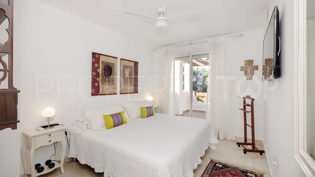 3 bedrooms Selwo apartment for sale
