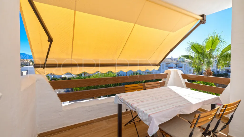 3 bedrooms Selwo apartment for sale