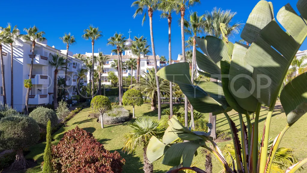 3 bedrooms Selwo apartment for sale
