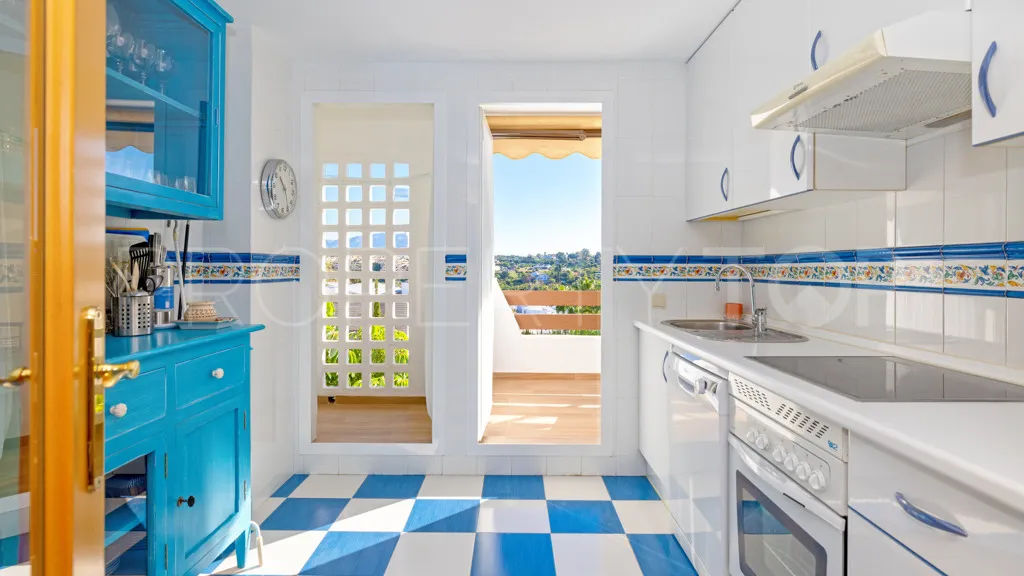 3 bedrooms Selwo apartment for sale