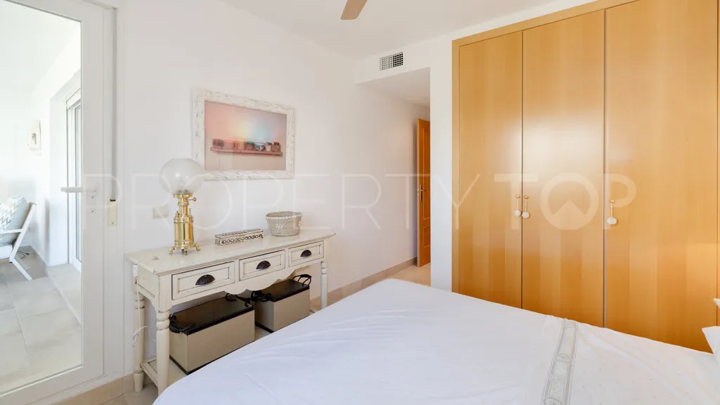 3 bedrooms Selwo apartment for sale
