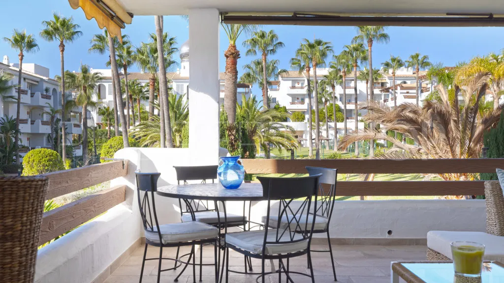 3 bedrooms Selwo apartment for sale