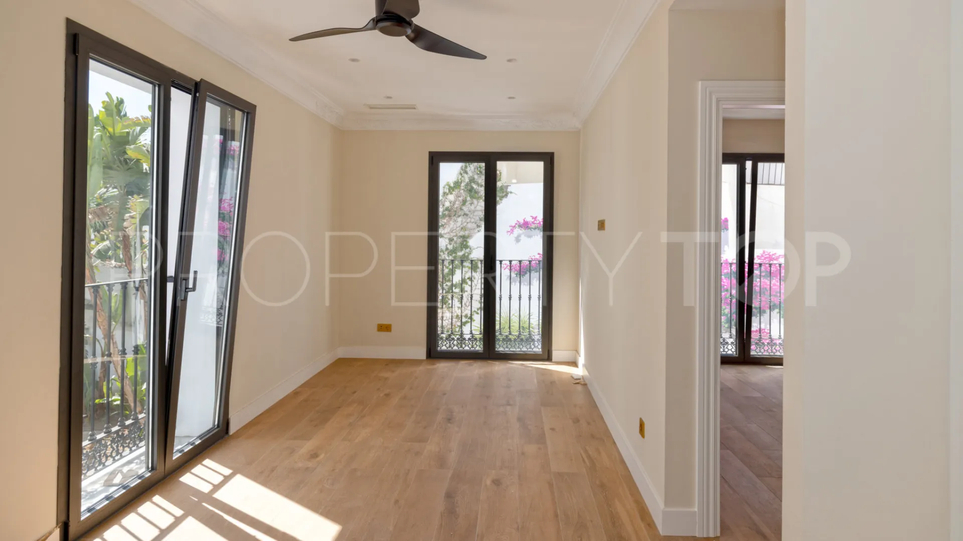 Estepona, edificio a la venta